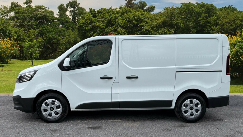Renault Trafic Advance White #4