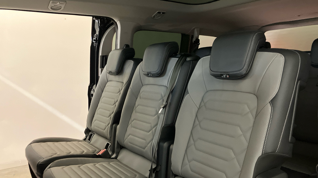 Volkswagen Transporter Shuttle 2.0 Tdi 170Ps Minibus Style Black #26