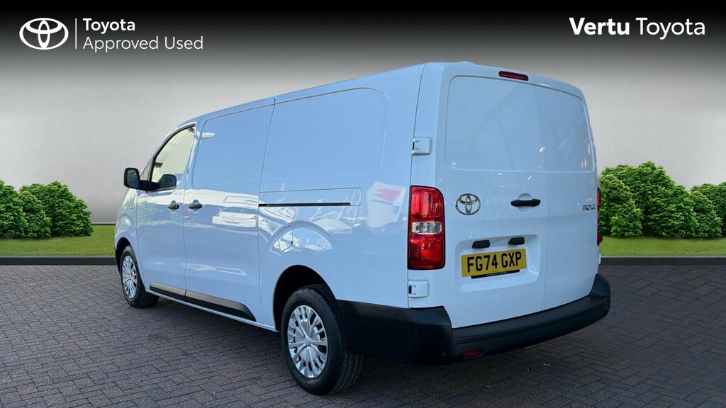 Toyota PROACE Icon FG74GXP White #4