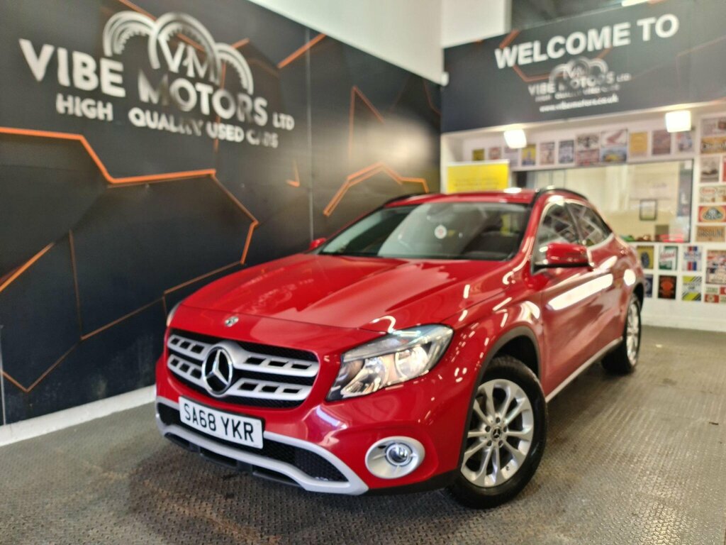 Mercedes-Benz GLA Class 1.6 Gla200 Se 7G-dct Euro 6 Ss Red