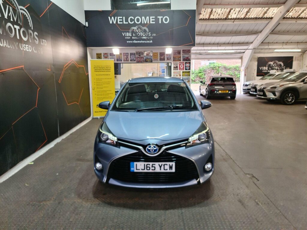 Toyota Yaris 1.5 Vvt-h Sport E-cvt Euro 6 LJ65YCW Blue #2