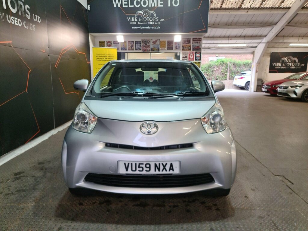 Toyota IQ 1.0 Vvt-i Multidrive Euro 4 Silver #2