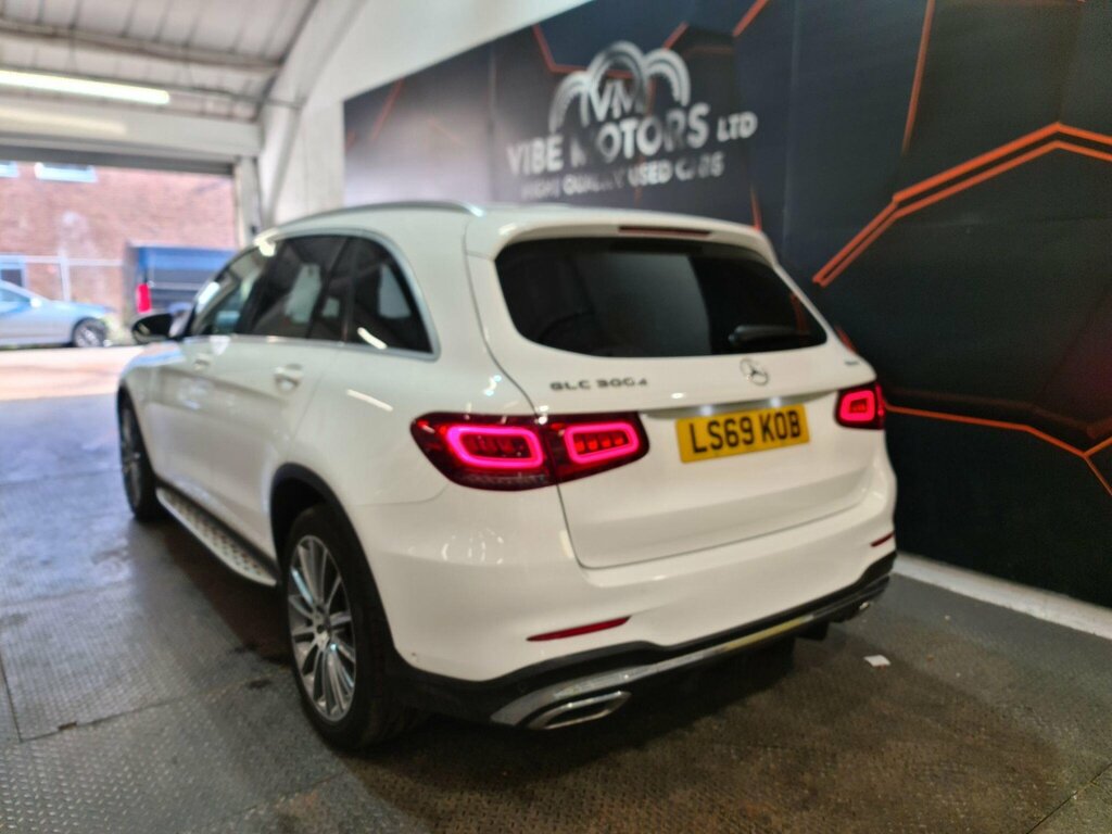 Mercedes-Benz GLC Class 2.0 Glc300d Amg Line Premium G-tronic 4Matic Eu LS69KOB White #6