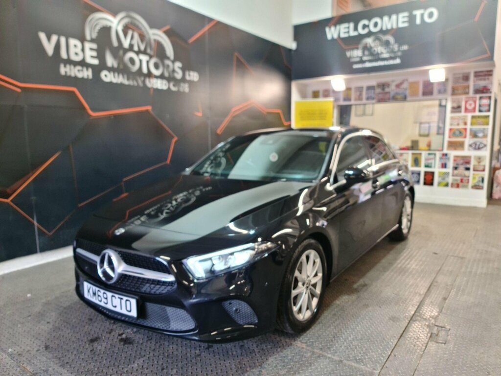 Mercedes-Benz A Class 1.5 A180d Sport Executive 7G-dct Euro 6 Ss KM69CTO Black #6