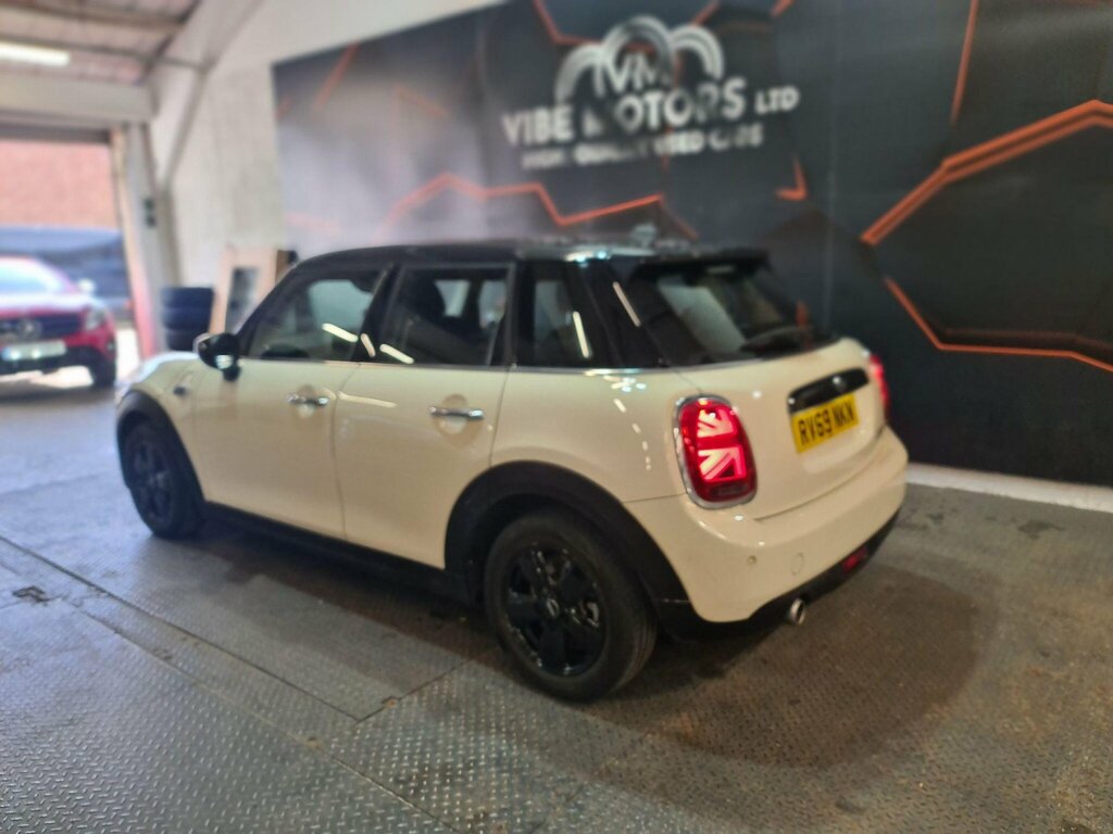 Mini Hatch 1.5 Cooper Classic Euro 6 Ss RV69NKN White #6