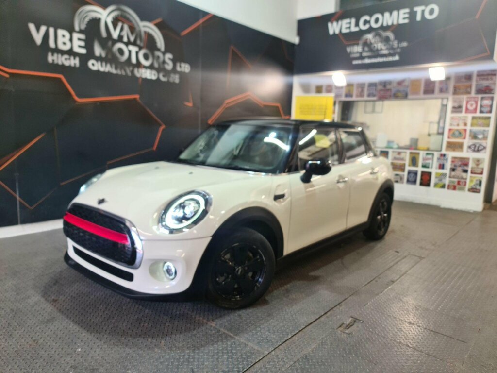 Mini Hatch 1.5 Cooper Classic Euro 6 Ss White