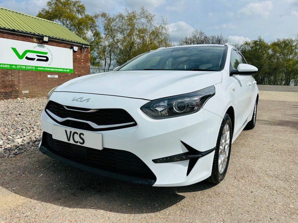 Kia Ceed 1.6L 2 Nav AO22LNZ White #2
