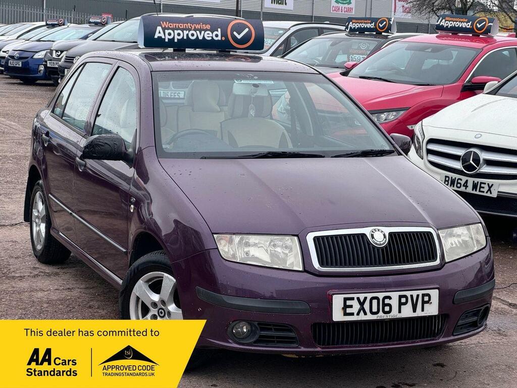Skoda Fabia Elegance 16V 75 A Purple