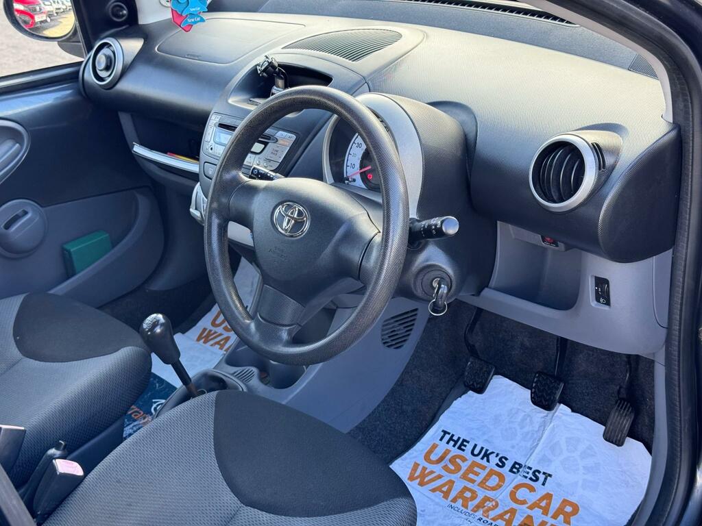 Toyota Aygo D-4d CA07OTN Grey #4