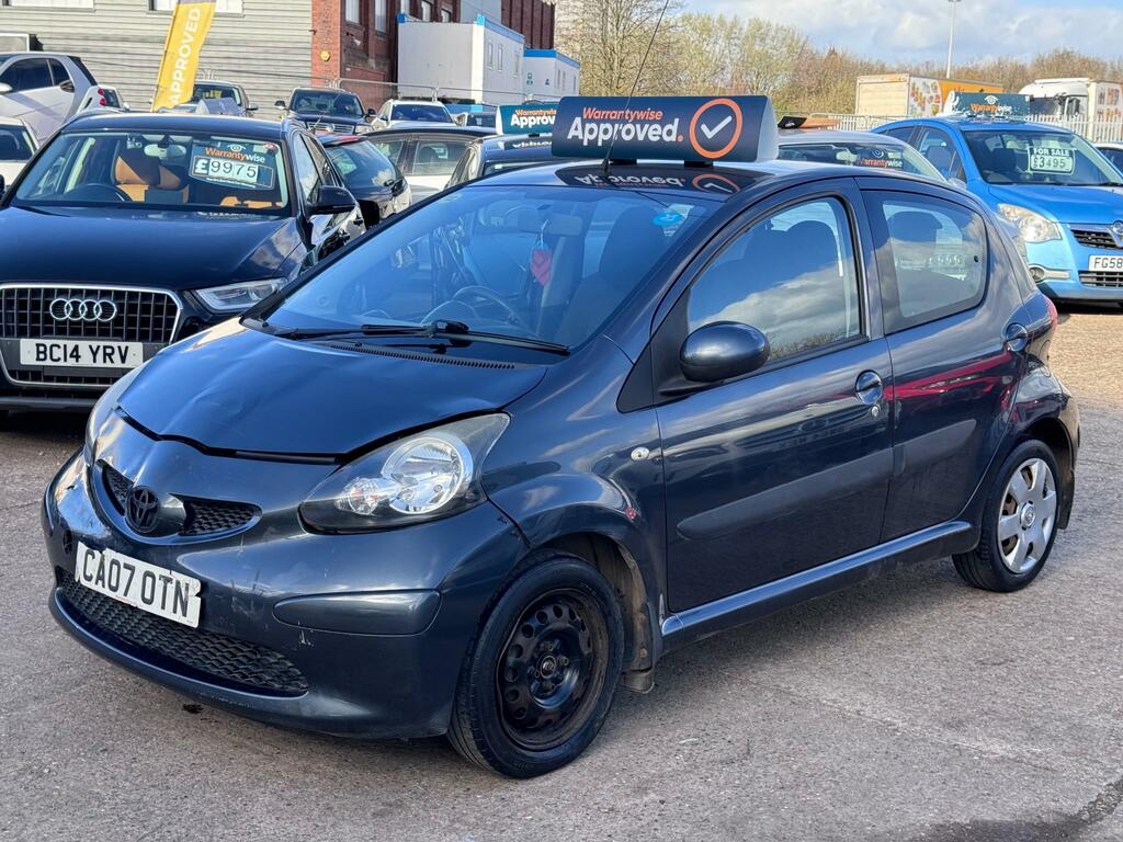 Toyota Aygo D-4d CA07OTN Grey #2
