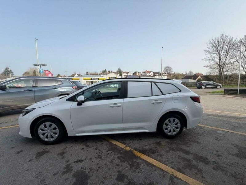 Toyota Corolla 1.8 Vvt-h Cvt Euro YB72LZW White #3