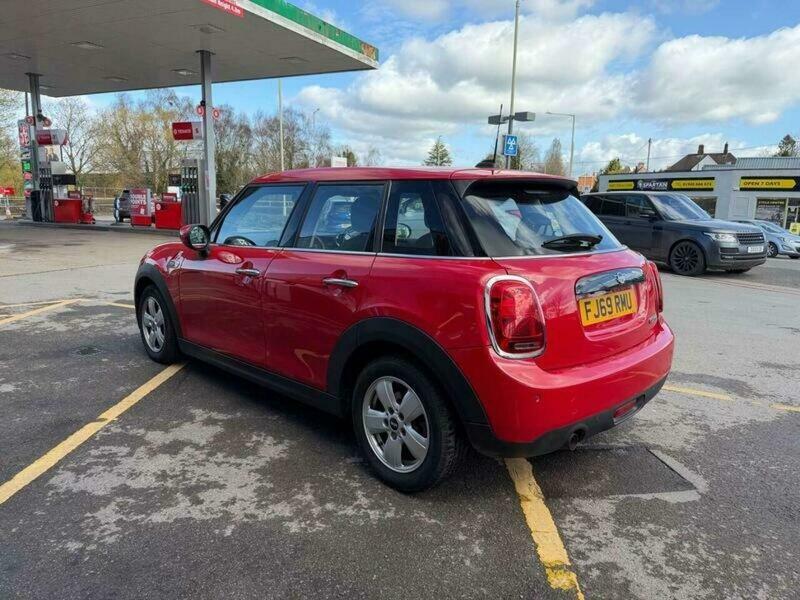 Mini Hatch 1.5 Cooper Classic Hatchback FJ69RMU Red #4