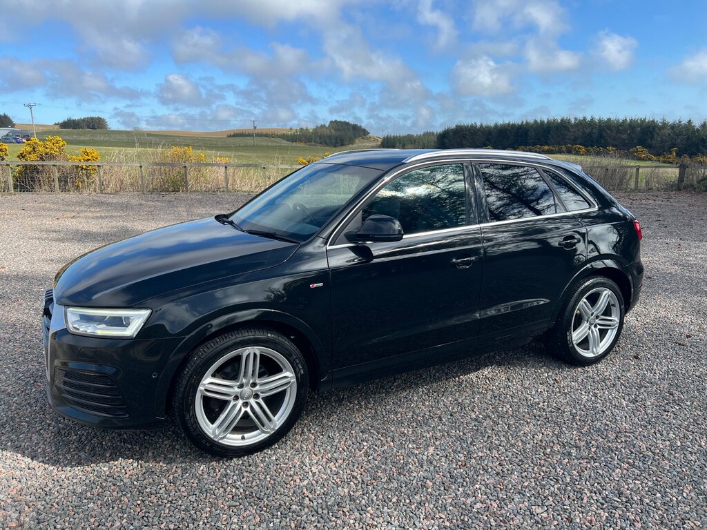 Audi Q3 2.0 Tdi S Line Plus Suv S Tronic Quattr DE15MSV Black #4