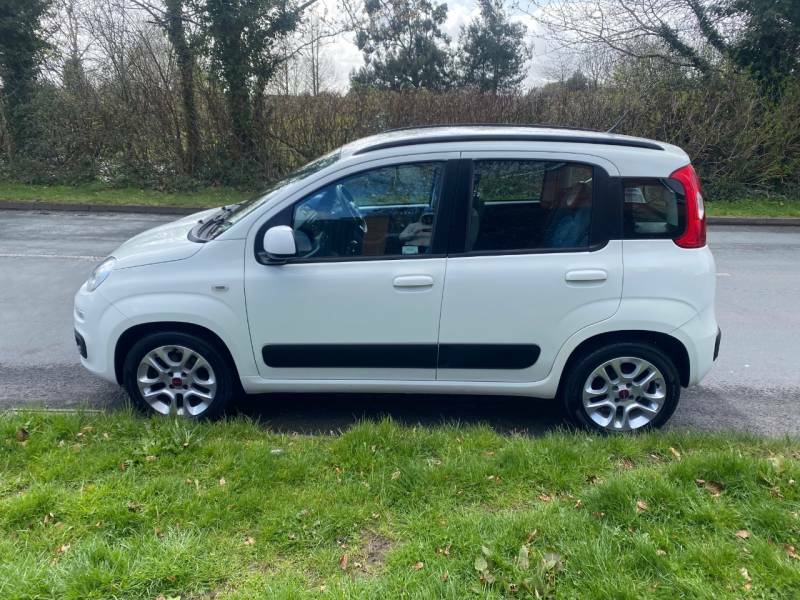 Fiat Panda 1.2 Lounge PF14OBO White #2