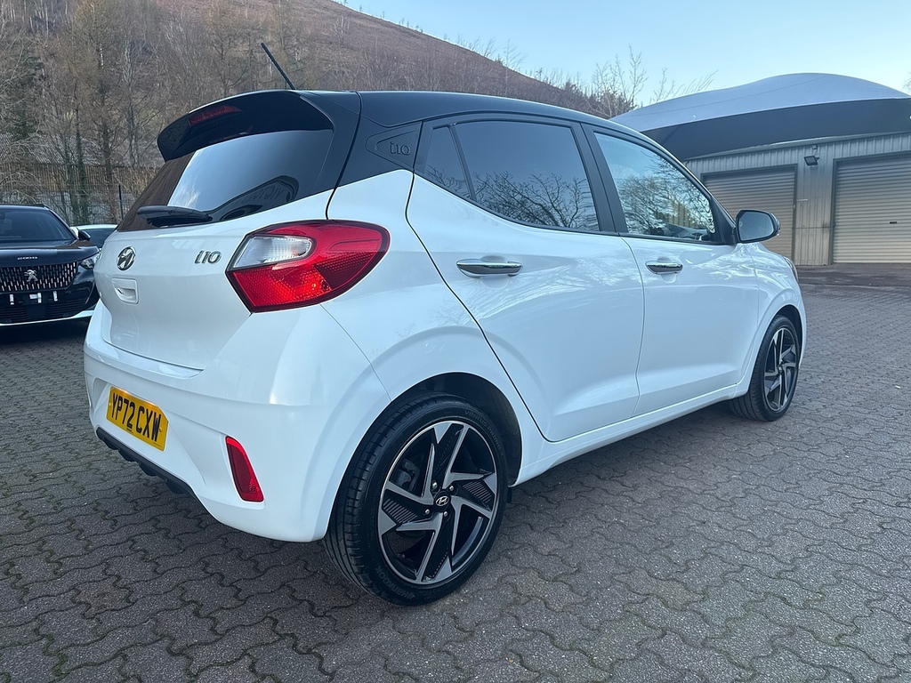 Hyundai I10 Premium Tech Pack YP72CXW White #5