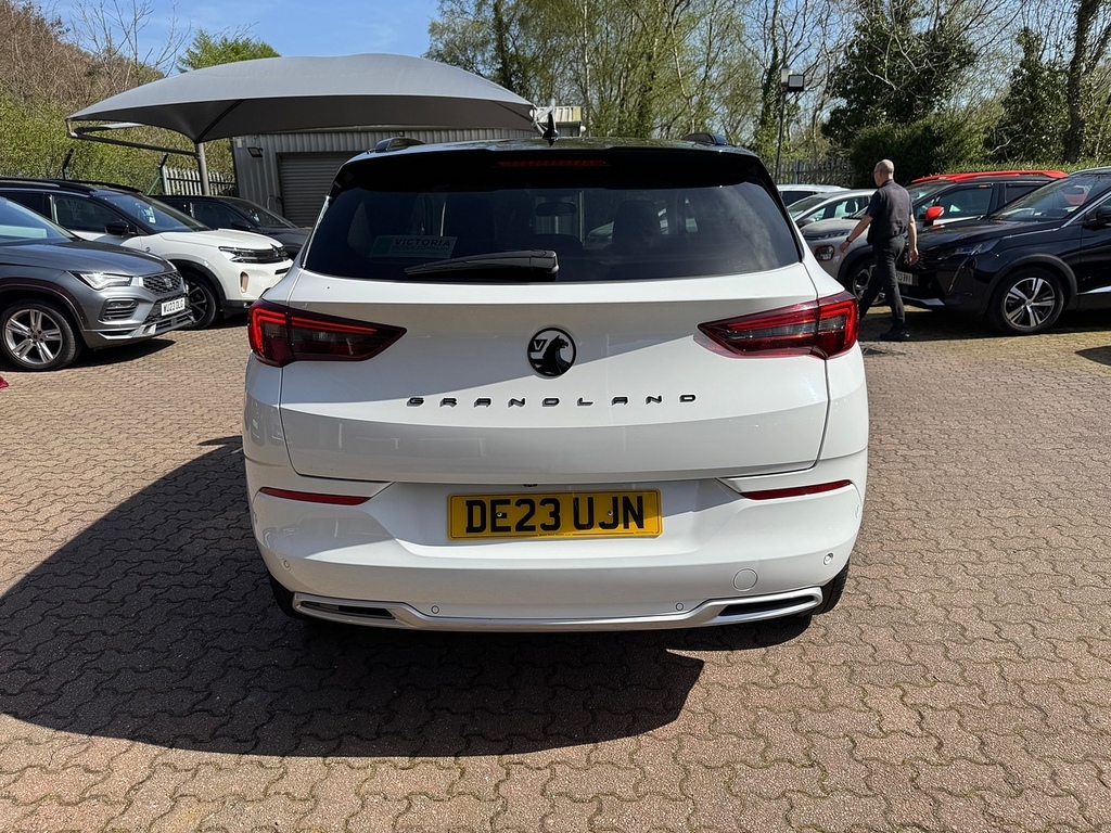Vauxhall Grandland Turbo Ultimate DE23UJN White #6