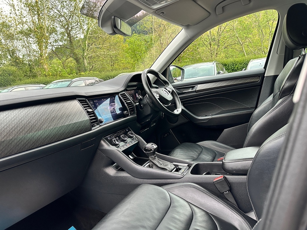 Skoda Kodiaq Tsi Act Se L Executive WK23MKN Grey #2