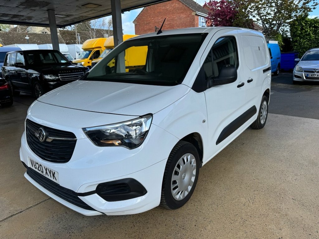 Vauxhall Combo 1.5L Sportive VU20XYK White #3