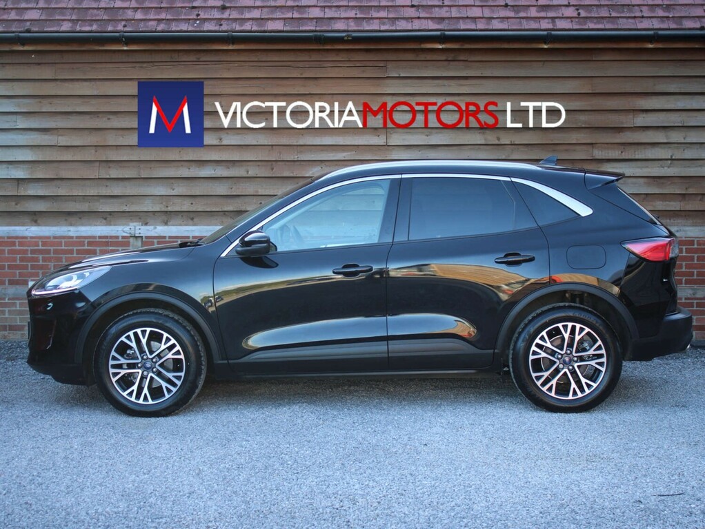 Ford Kuga 1.5 Titanium Edition Suv CF73OFE Black #2