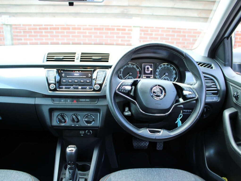 Skoda Fabia 1.0 Tsi Se Drive Hatchback WU21VMK Silver #6