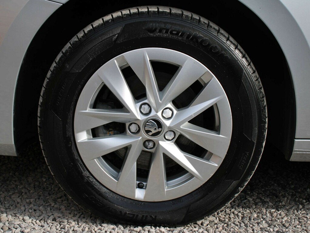 Skoda Fabia 1.0 Tsi 110 Se Comfort Dsg Hatchback Au WK72YFX Silver #5