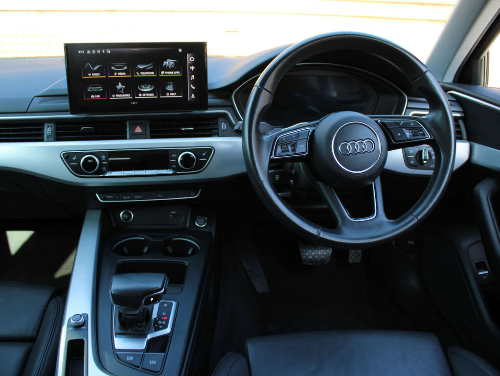 Audi A4 35 Tfsi Sport Edition S Tronic Estate A FD21UBN Red #6