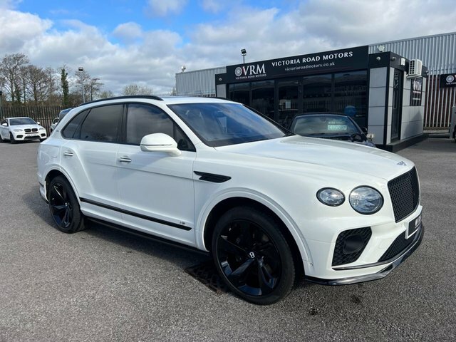 Bentley Bentayga V8 Suv White #2