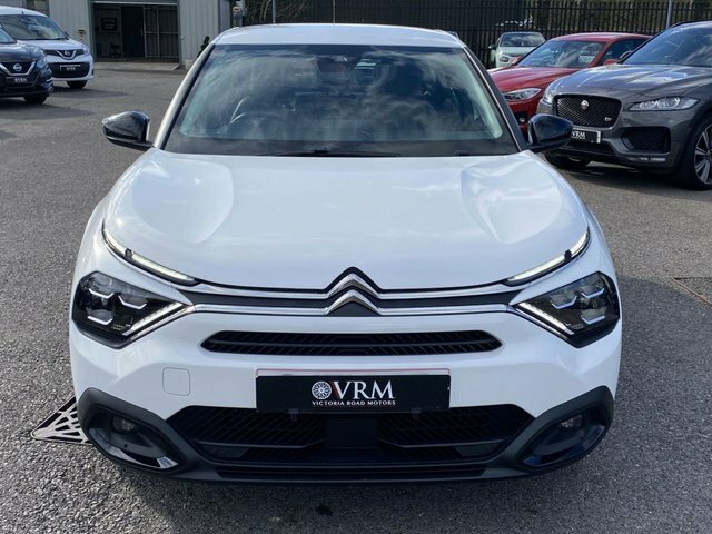 Citroen C4 Puretech Sense Hatchback CJ71DCE White #3