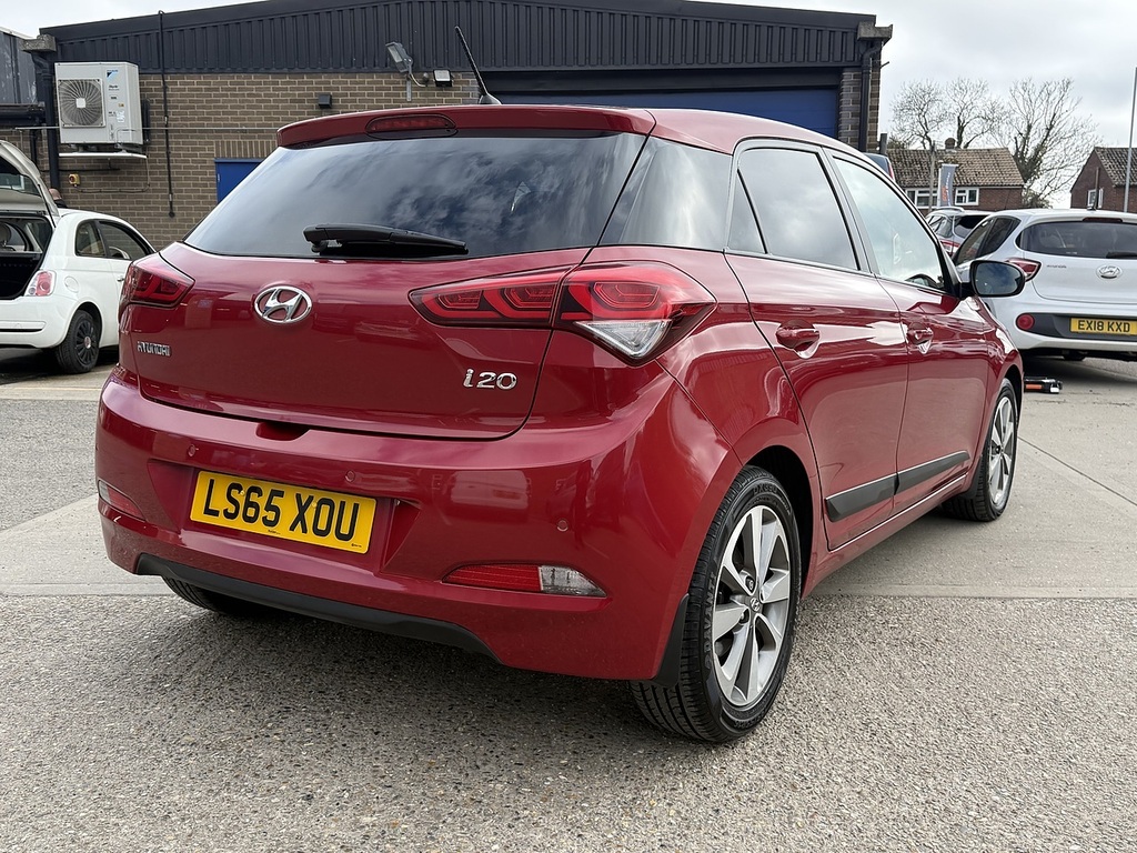 Hyundai I20 1.4 Premium U12161 Ulez Red #2