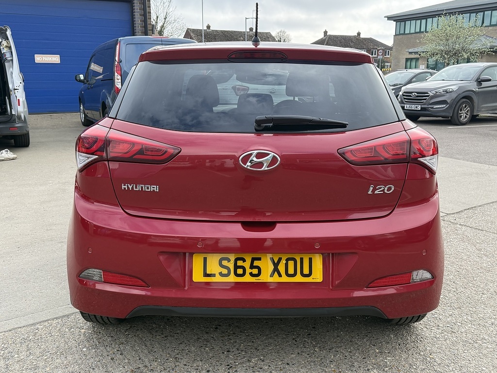 Hyundai I20 1.4 Premium U12161 Ulez Red #3
