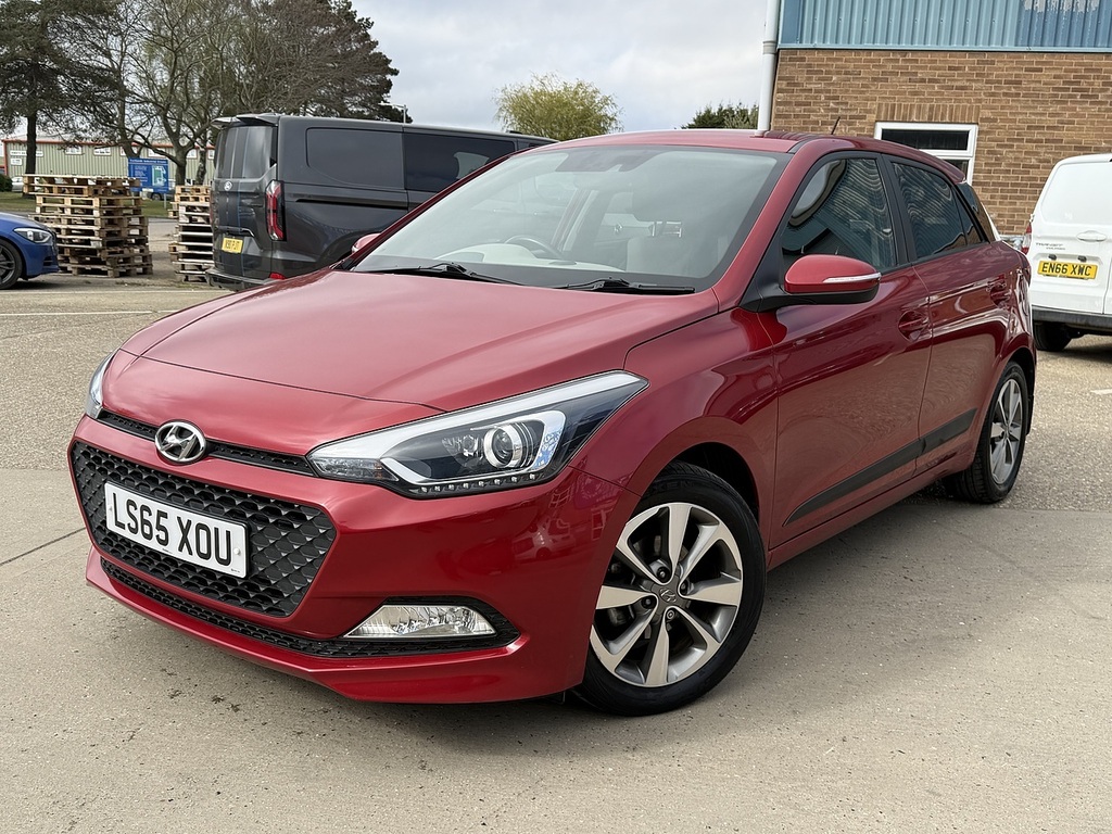 Hyundai I20 1.4 Premium U12161 Ulez Red #5