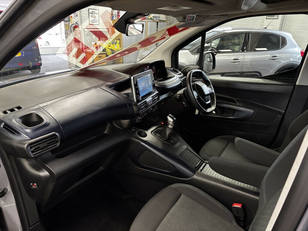 Peugeot Rifter Mpv Grey #17