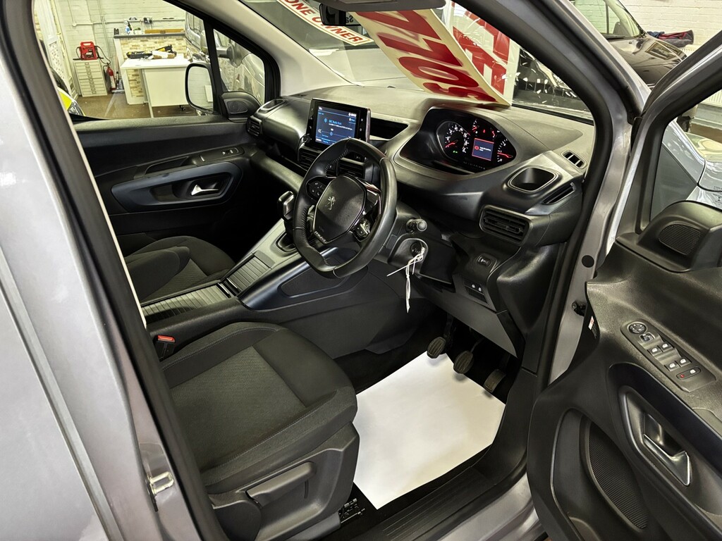 Peugeot Rifter Mpv Grey #11