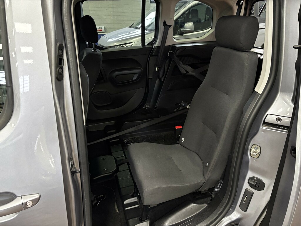 Peugeot Rifter Mpv Grey #19