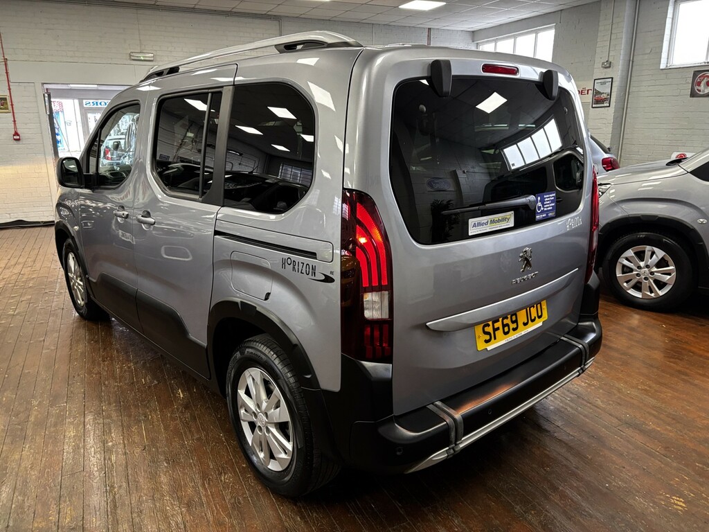 Peugeot Rifter Mpv Grey #7
