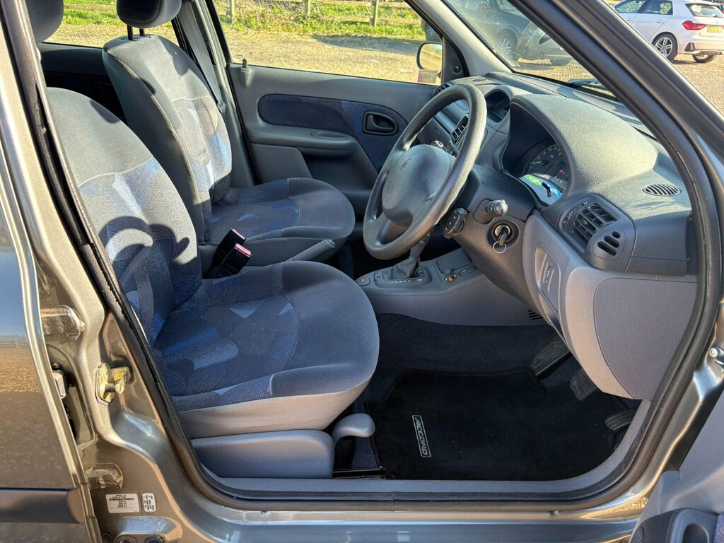 Renault Clio Rt Blue #29