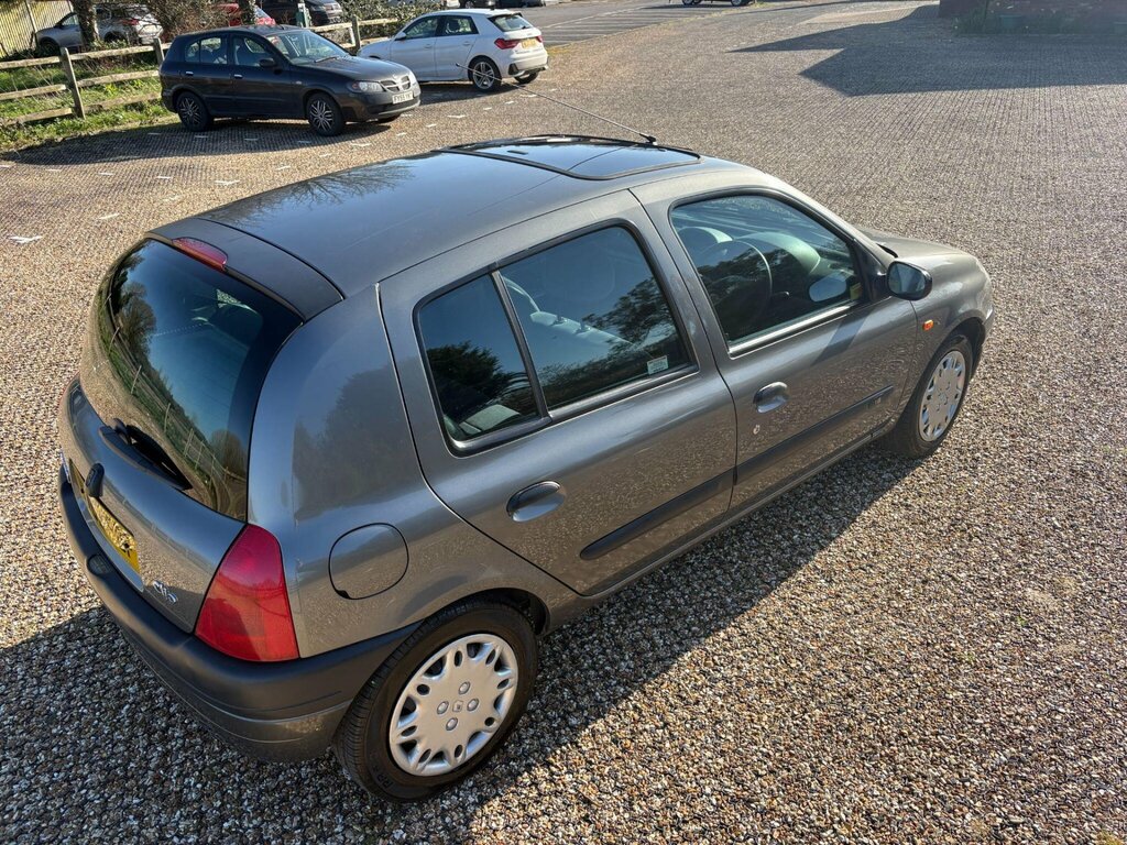Renault Clio Rt Blue #11