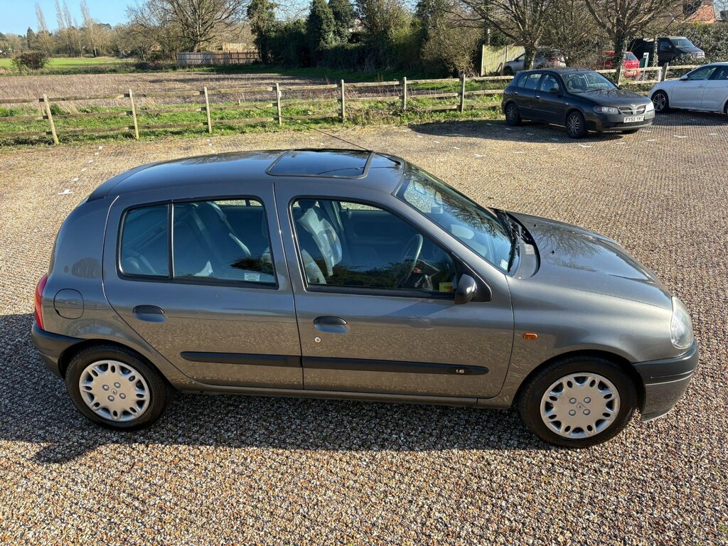 Renault Clio Rt Blue #10