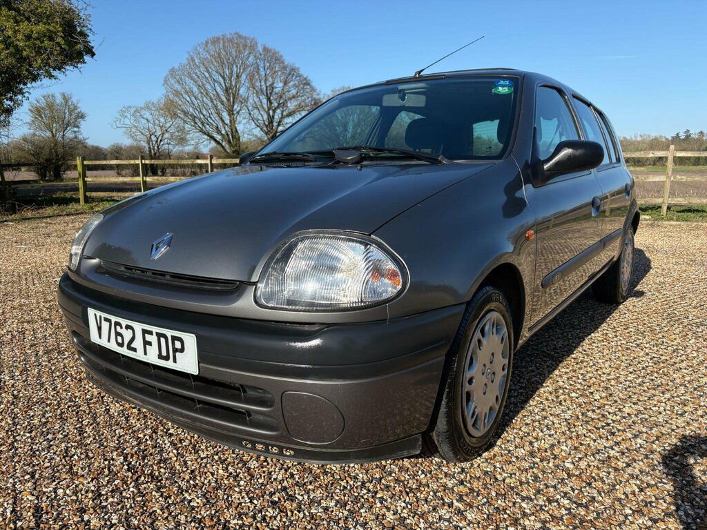 Renault Clio Rt Blue #17