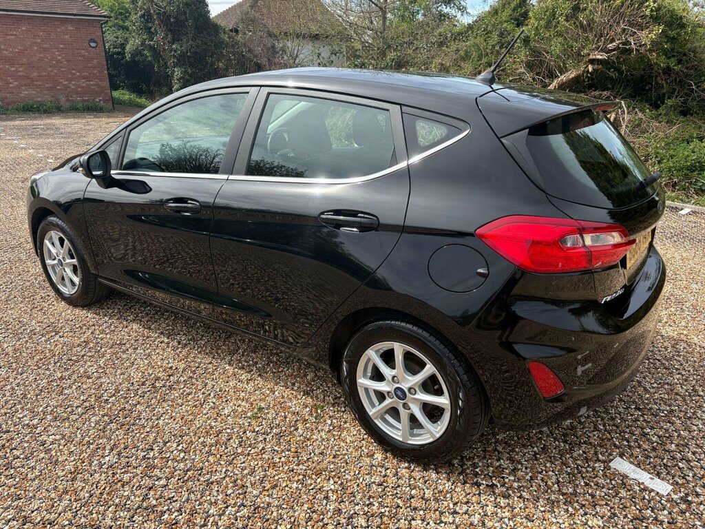 Ford Fiesta 1.1 Ti-vct Zetec Euro 6 Ss BC68VXM Black #5