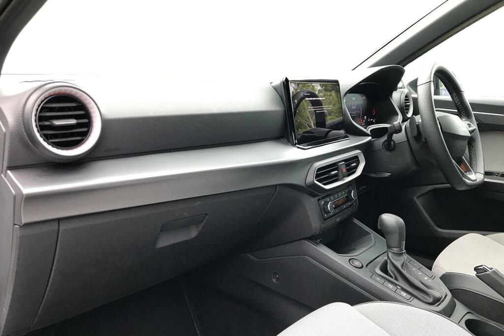 Seat Arona Seat Arona Hatchback 1.0 Tsi 115 Fr First Edition KT75FTD White #4