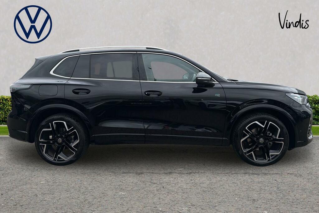 Volkswagen Tiguan Volkswagen Tiguan R-line 1.5 Etsi 150 Ps 7-Speed D AE75VRV Black #4