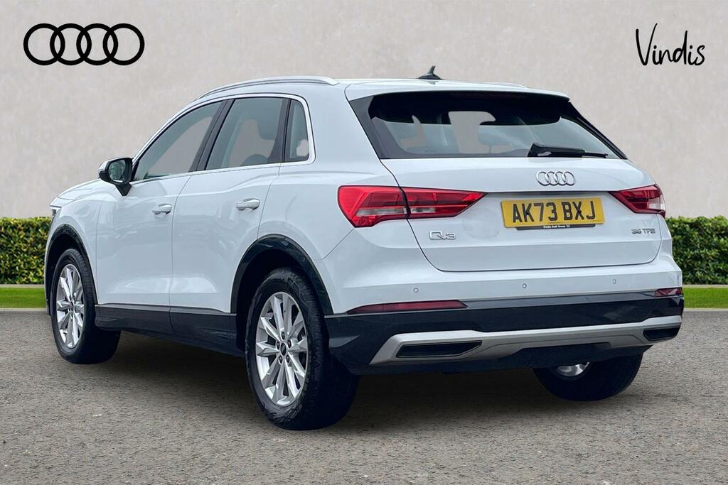 Audi Q3 Audi Q3 Sport 35 Tfsi 150 Ps 6-Speed AK73BXJ White #3