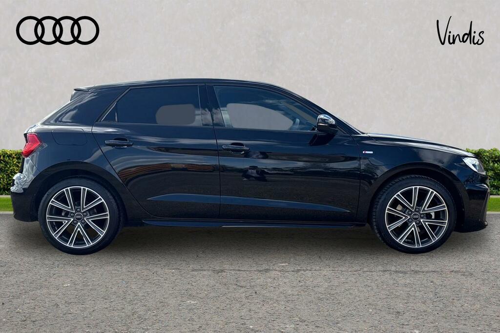 Audi A1 Audi A1 Sportback S Line 30 Tfsi 116 Ps S Tronic KN75UUR Black #4