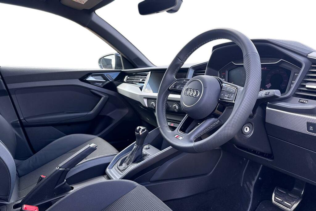Audi A1 Audi A1 Sportback S Line 30 Tfsi 116 Ps S Tronic KN75UUR Black #6