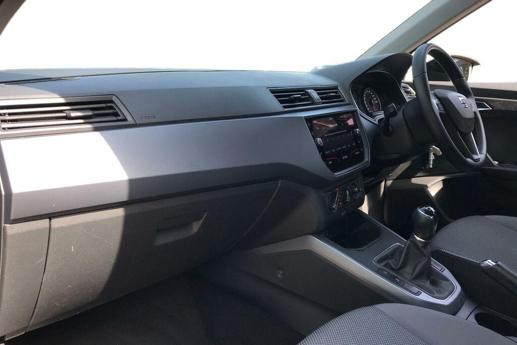 Seat Arona Seat Arona Se Technology 1.0 Tsi 95 Ps 5-Speed Man KF18NDV Black #2