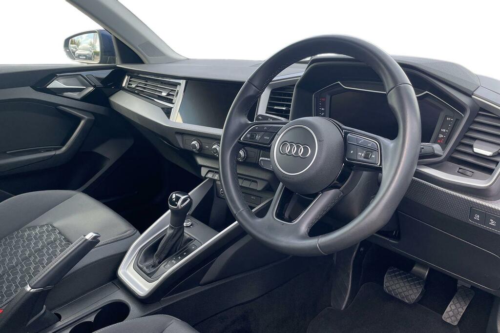 Audi A1 Audi A1 Sportback Sport 30 Tfsi 116 Ps S Tronic KJ24OZK Blue #6