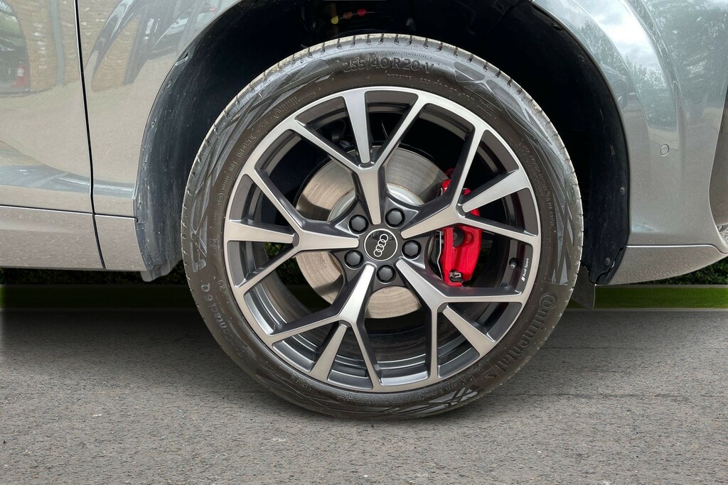 Audi Q3 Audi Q3 Sportback Launch Edition Plus E-hybrid 272 AK75GGF Grey #5