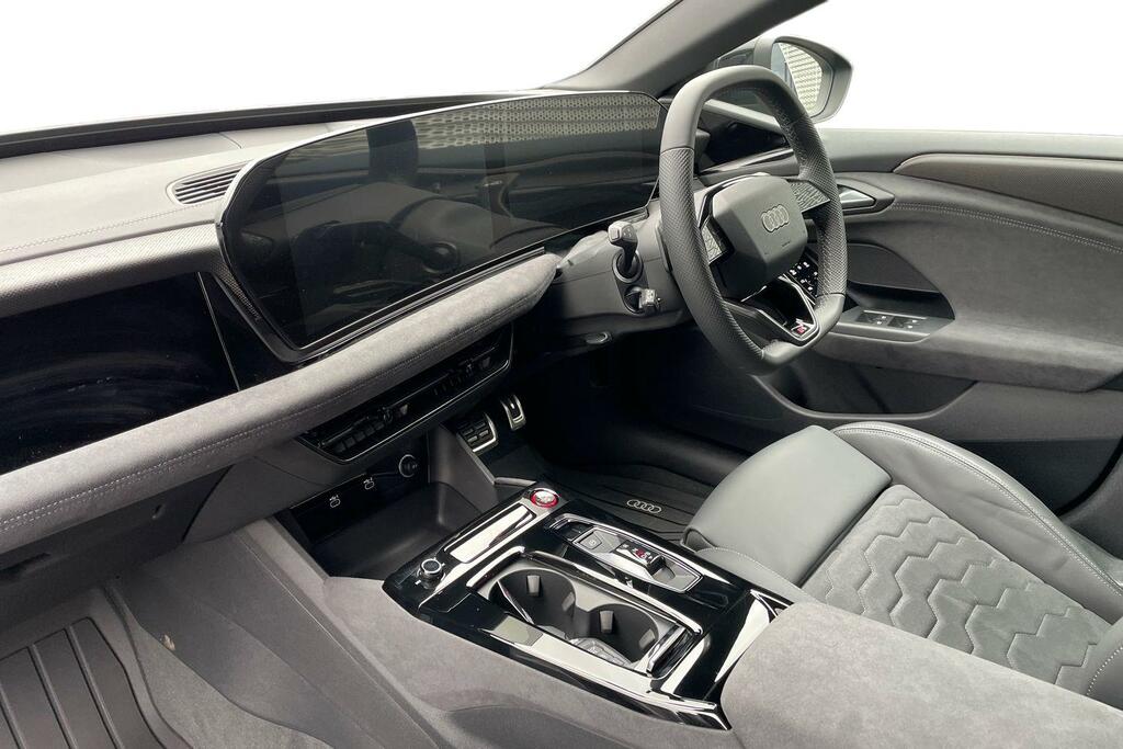 Audi A6 E-tron Sportback Audi A6 E-tron Sportback Special Edition 270Kw Per AF26RTU Black #2
