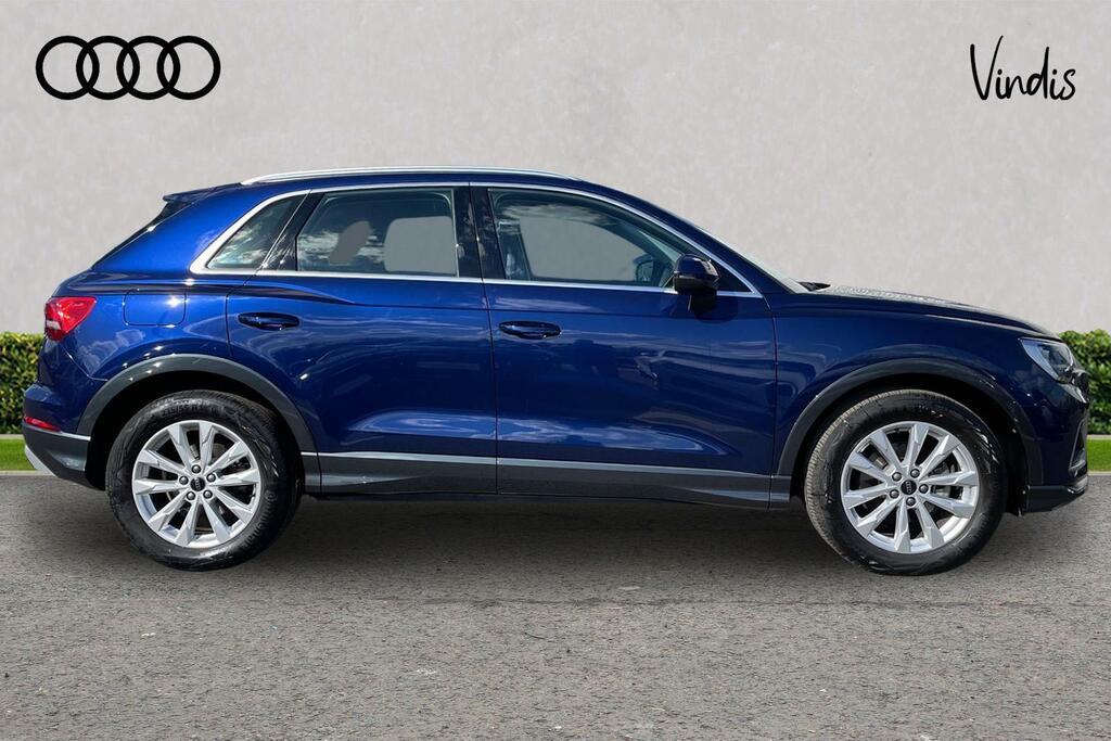 Audi Q3 Audi Q3 Sport 35 Tfsi 150 Ps 6-Speed Blue #4